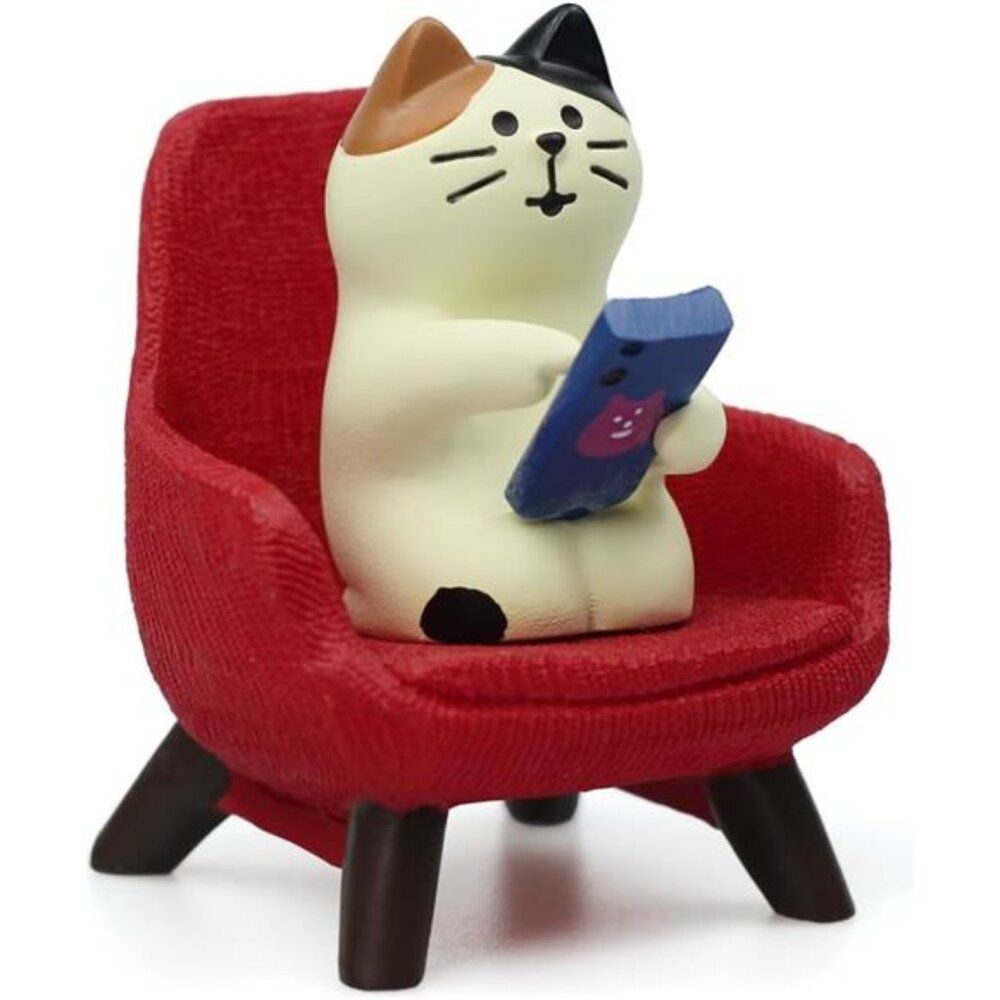 Cute Cat Playing Phone on Sofa Resin Figurine Desk Decor & Cat Lover Gift